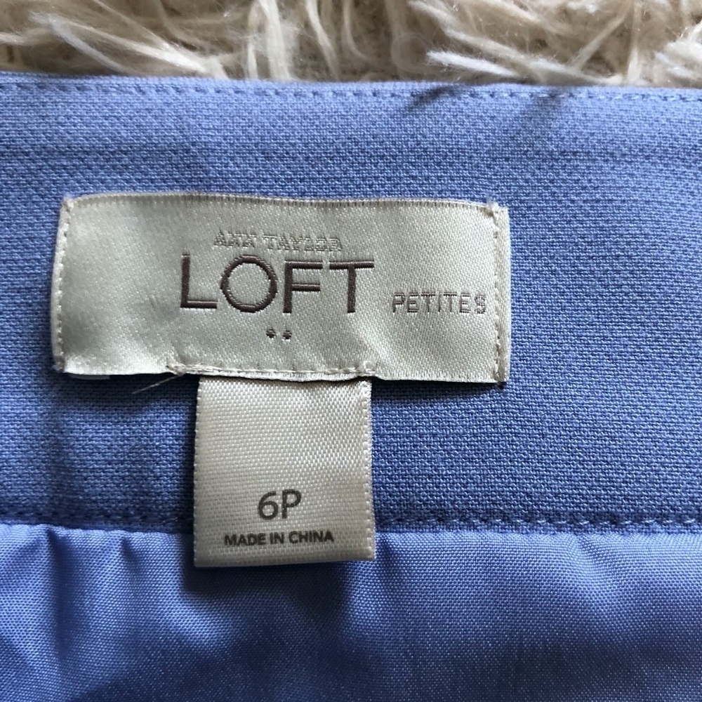 Ann Taylor LOFT Scallop Peri-winkle Scallop Mini Skirt Size 6P - Picture 5 of 5